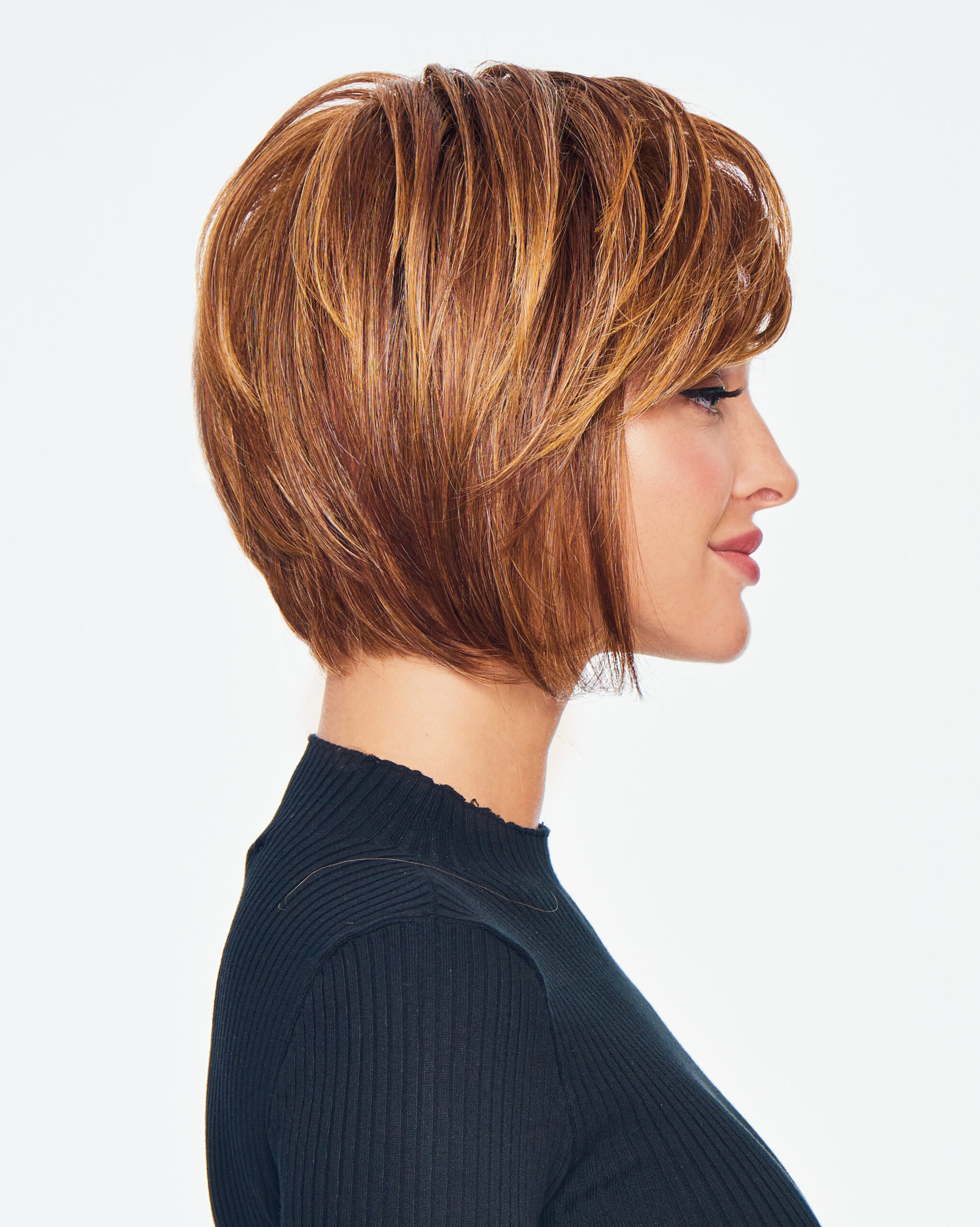 Graceful Bob in R3025S+ Glazed Cinnamon