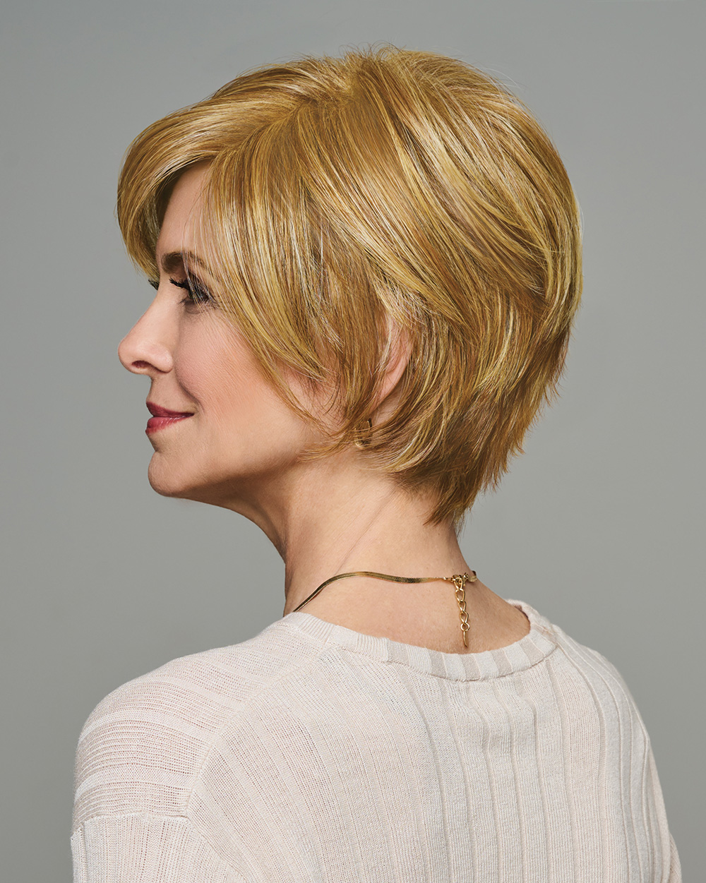 Whirl in Medium Blonde Whirl in Medium Blonde